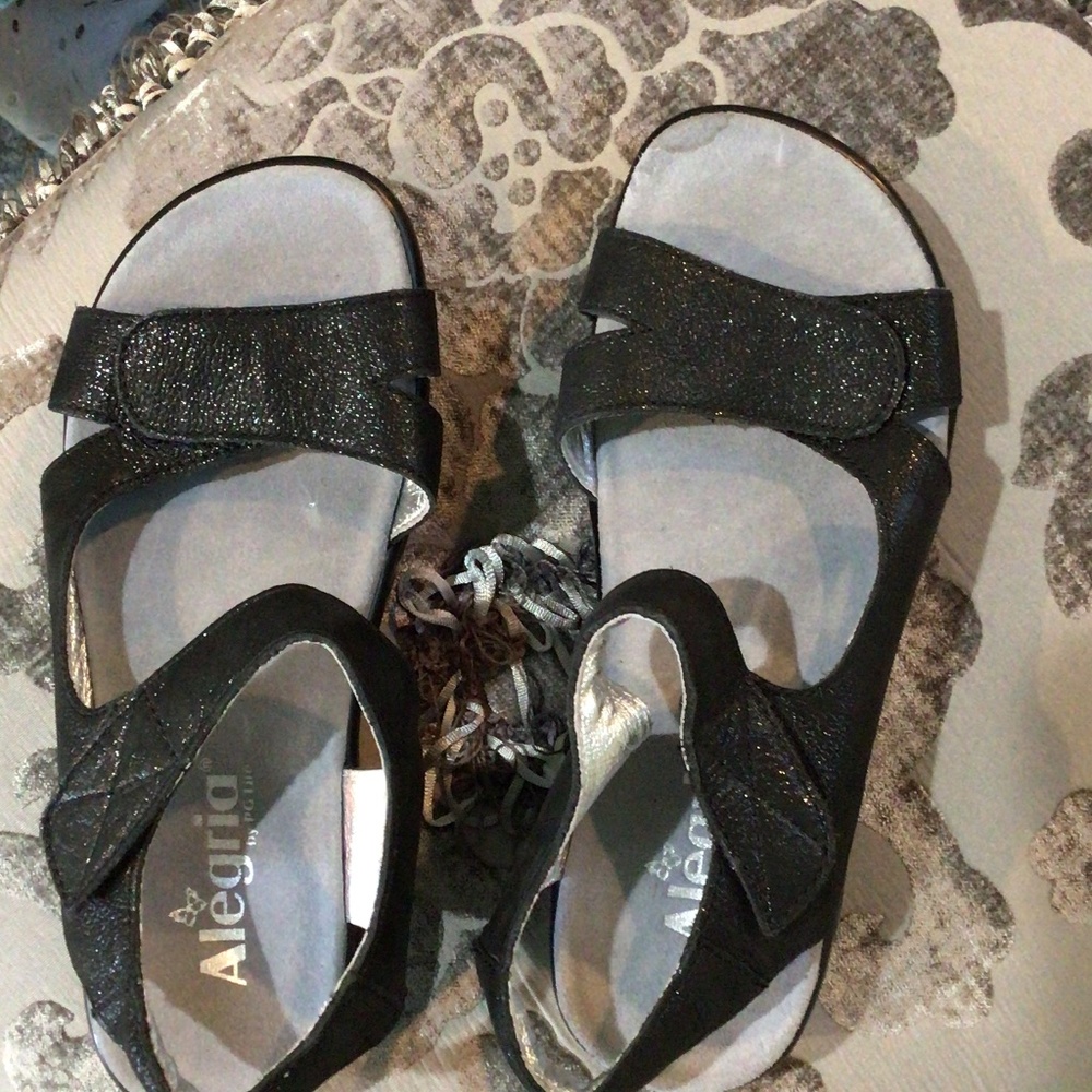 Alegria sandal